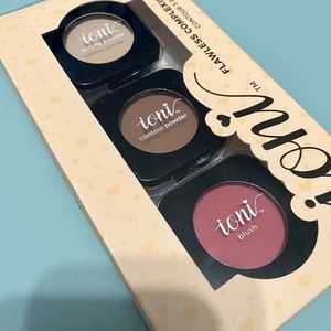 Ioni costmetics contour kit